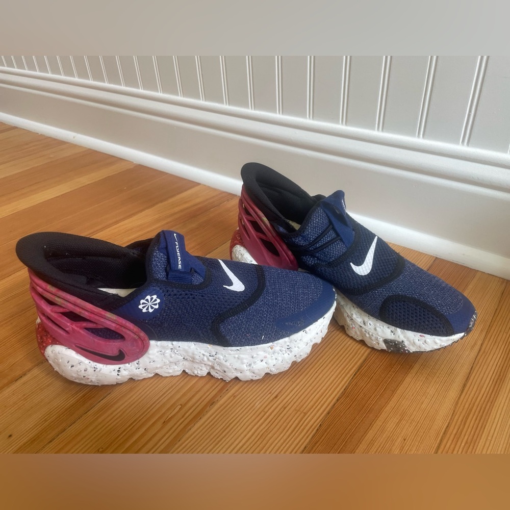 Limited edition - Team USA Nike Flyease - Men’s 7, Women’s 8.5